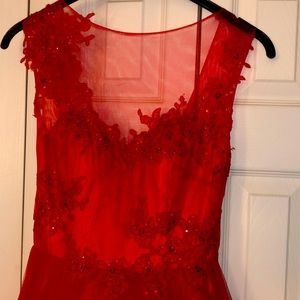 Red Mac Duggal evening gown! Worn once!! new and gorgeous! 2